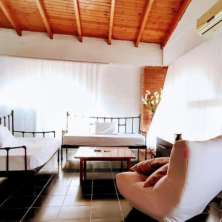 Polyxeni Apartments & Rooms Qeparo Luaran gambar