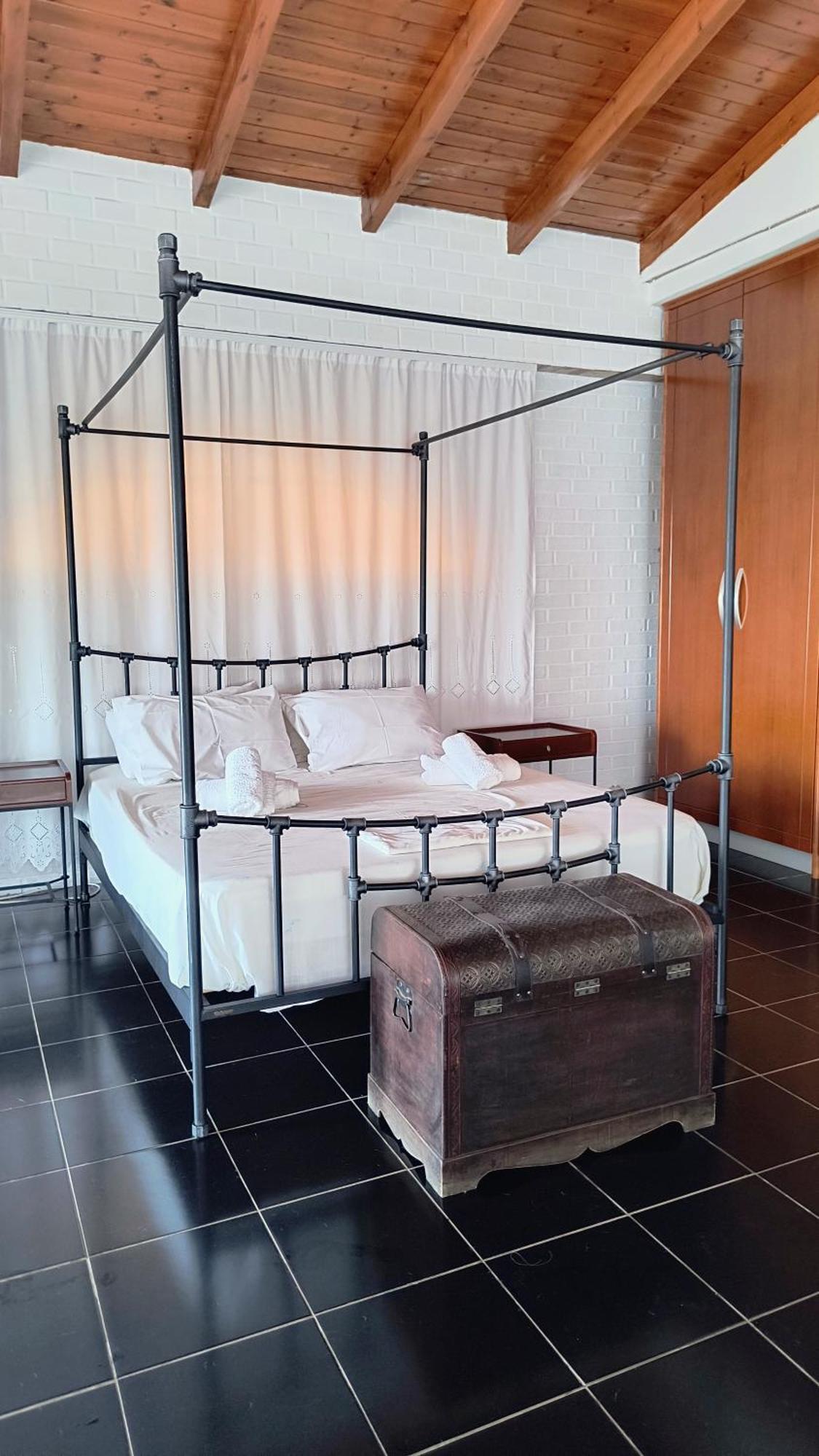 Polyxeni Apartments & Rooms Qeparo Luaran gambar