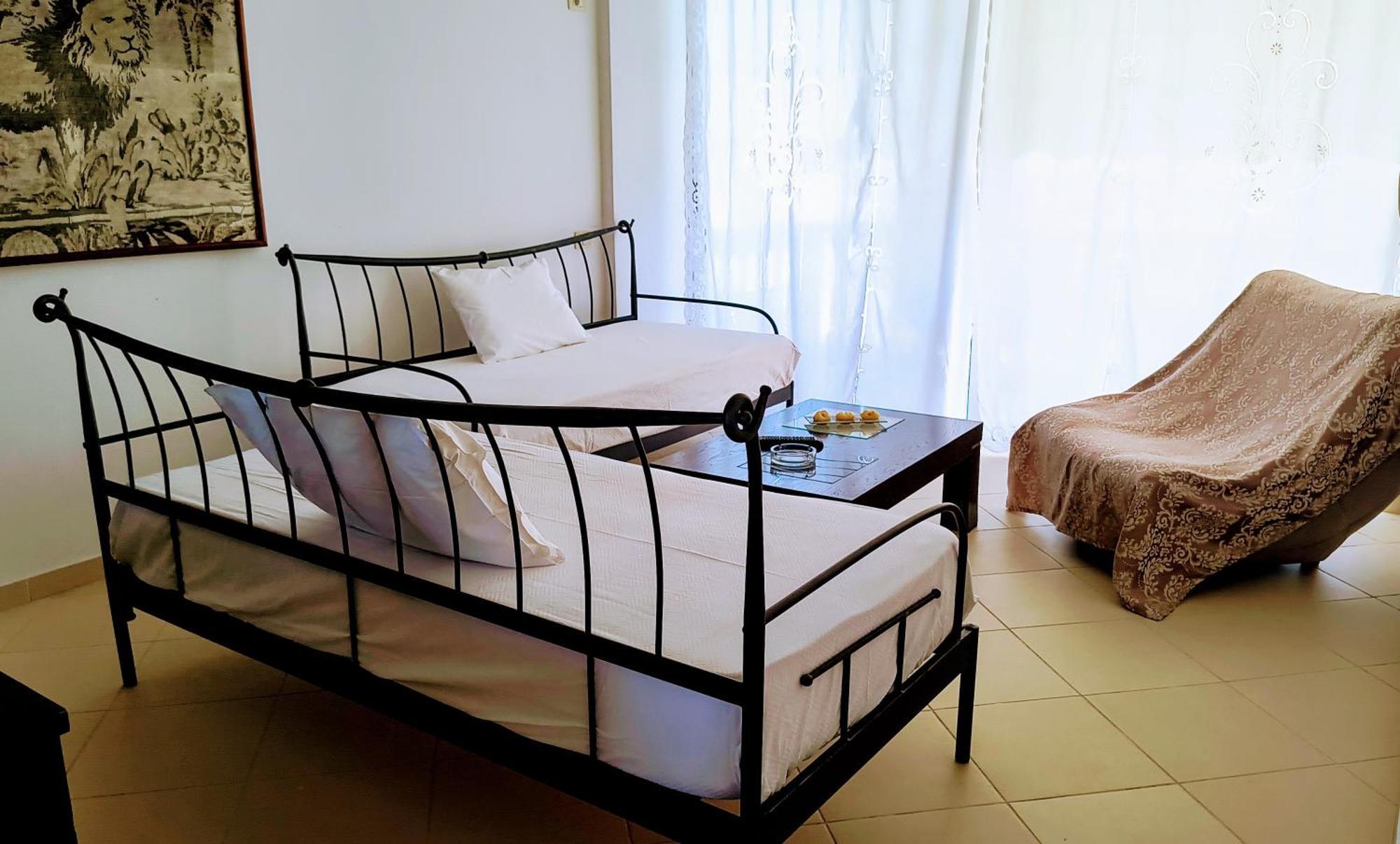 Polyxeni Apartments & Rooms Qeparo Luaran gambar