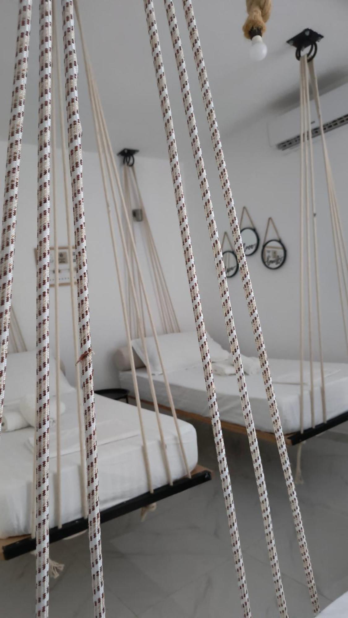 Polyxeni Apartments & Rooms Qeparo Luaran gambar